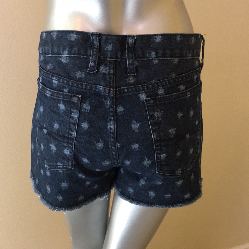 LUCKY BRAND | Riley Short Raw Fringe Hem - Picture 6 of 12